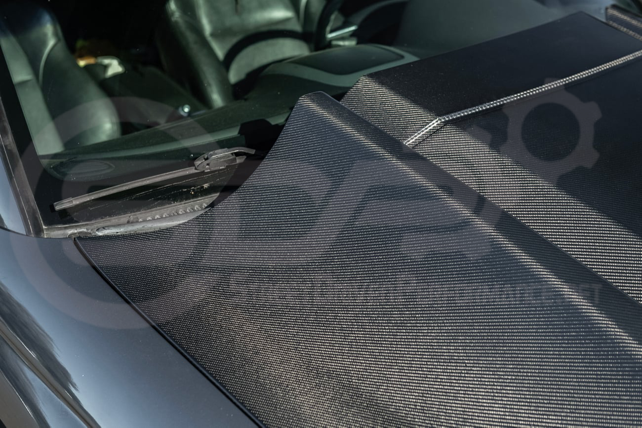 2004-2006 PONTIAC GTO | ZR1 STYLE CARBON FIBER FRONT VENTED COWL HOOD
